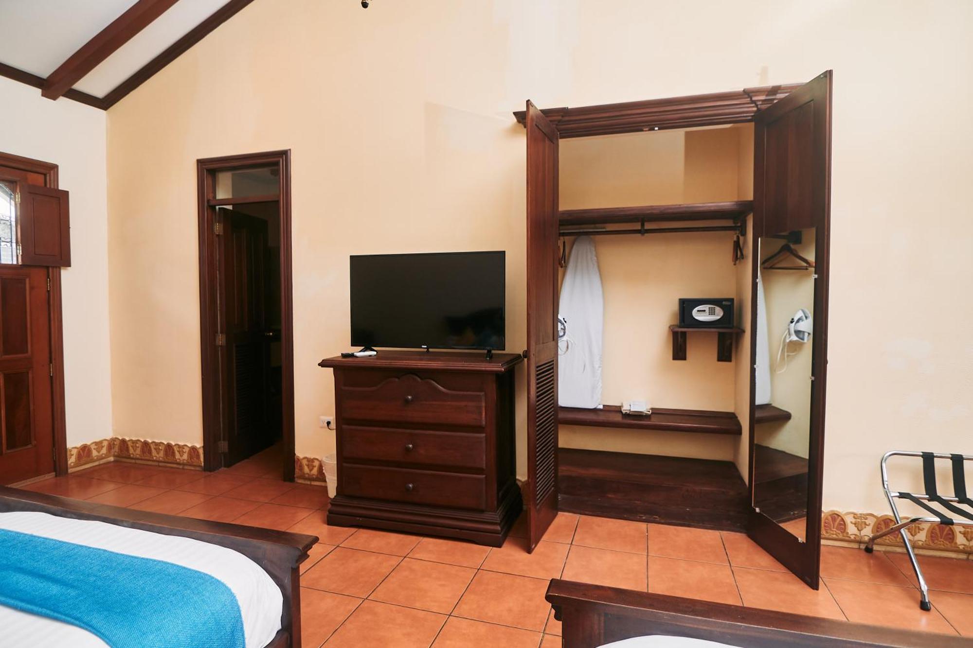 Hotel Plaza Colon - Nicaragua 4*